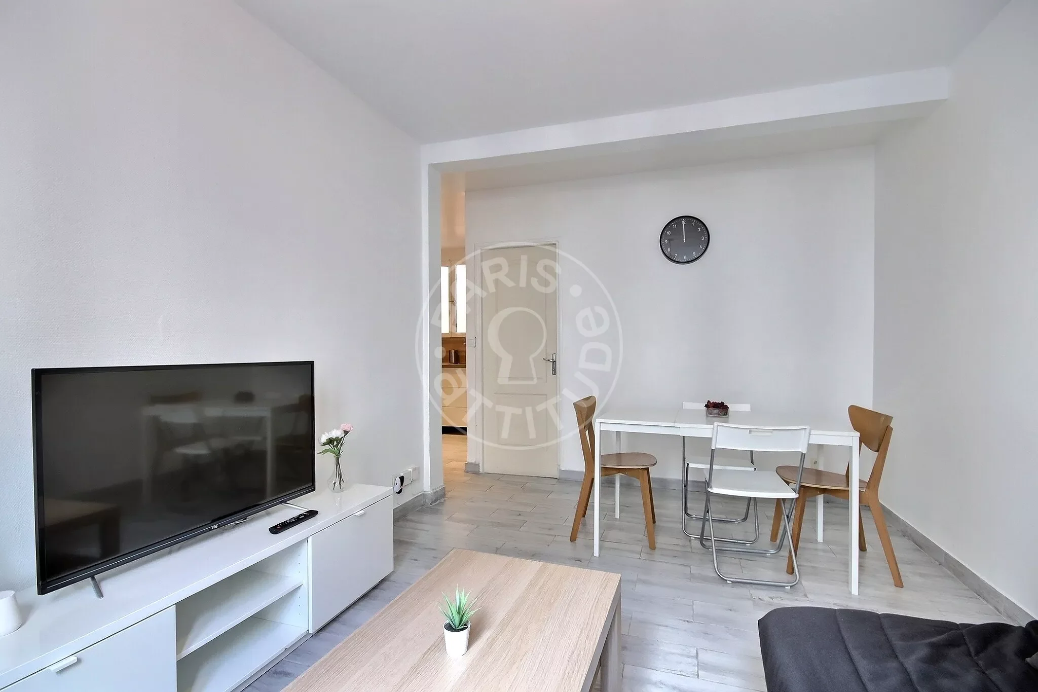 Appartement Rue Boissieu à Paris