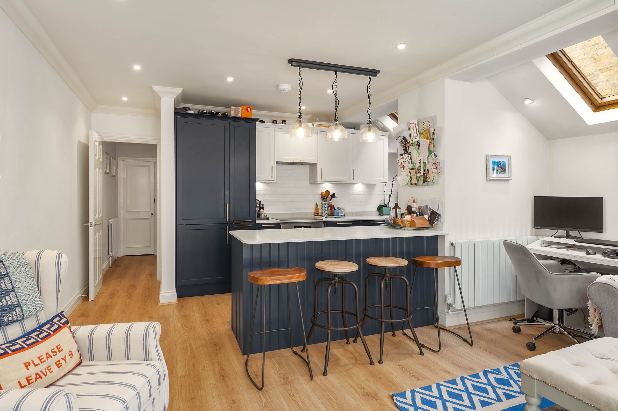 Flat Stephendale Road in Greater London