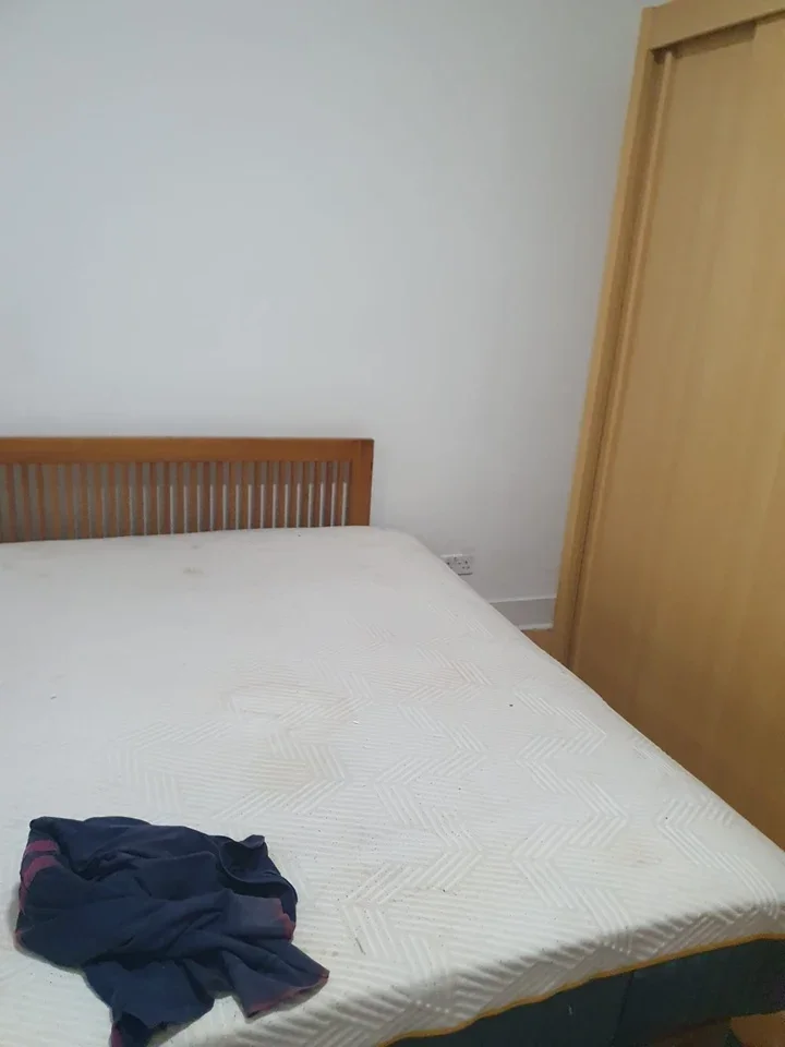 Room Dunedin Road in Greater London