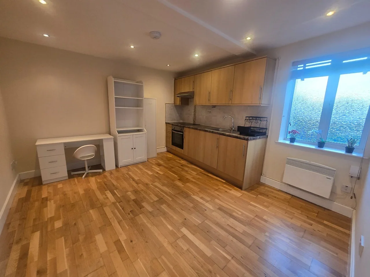Flat Allington Road in Greater London