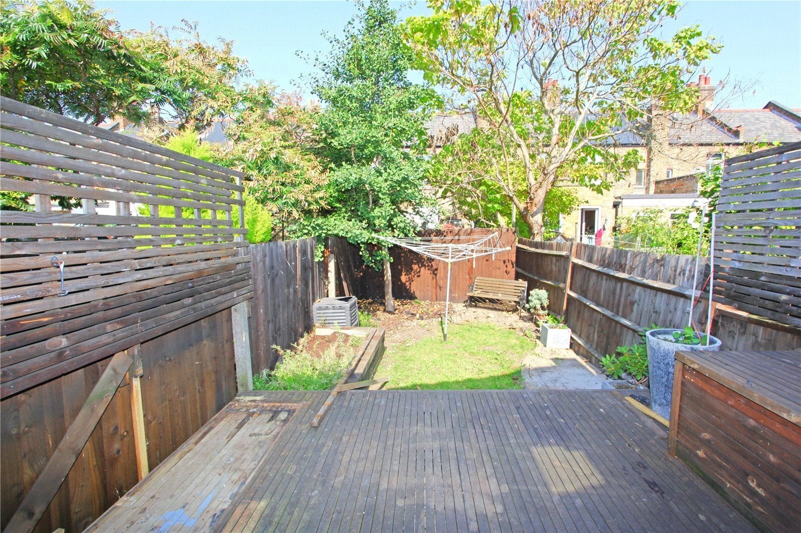 House Waldeck Road in Greater London