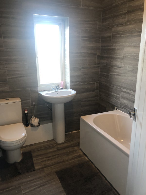Room Somerville Grove in Leeds