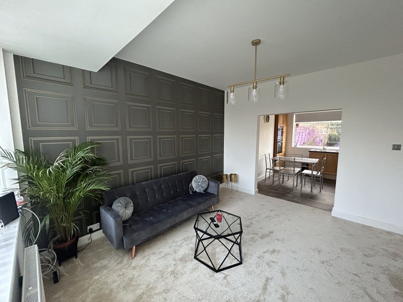Room Somerville Grove in Leeds