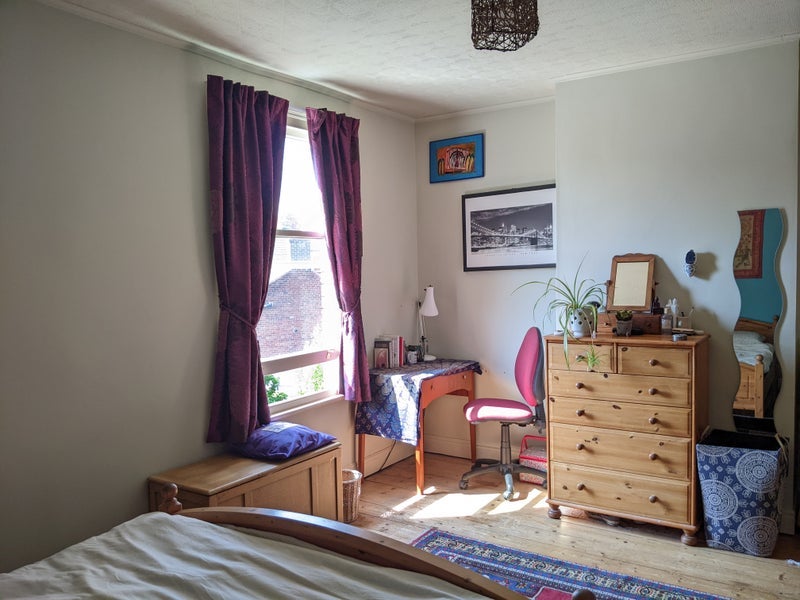 Room Cruise Road in Sheffield