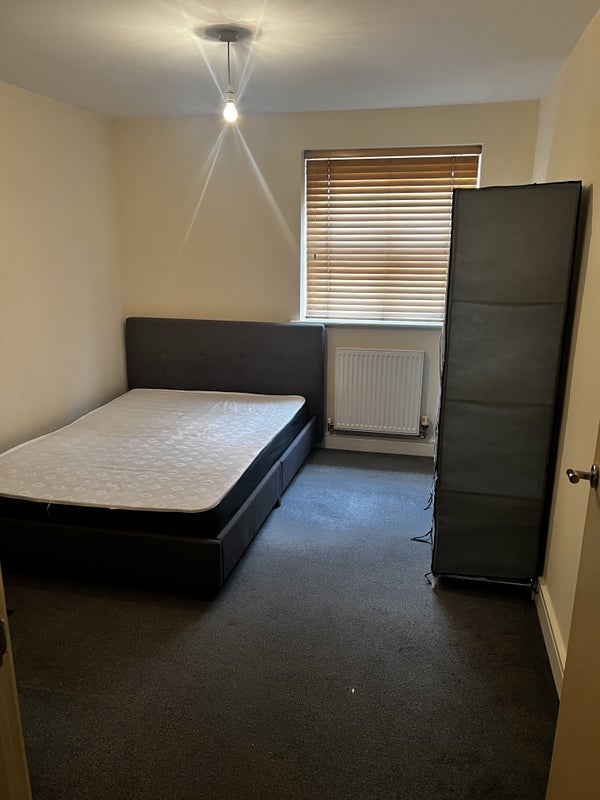 Room Brownlow Road in Horwich