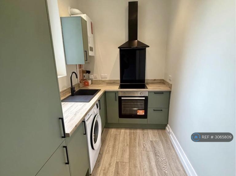 Flat Summerfield Place in Aberdeen City