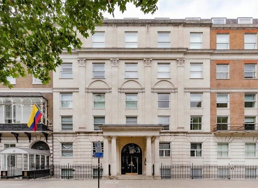 Flat Portland Place in City of Westminster