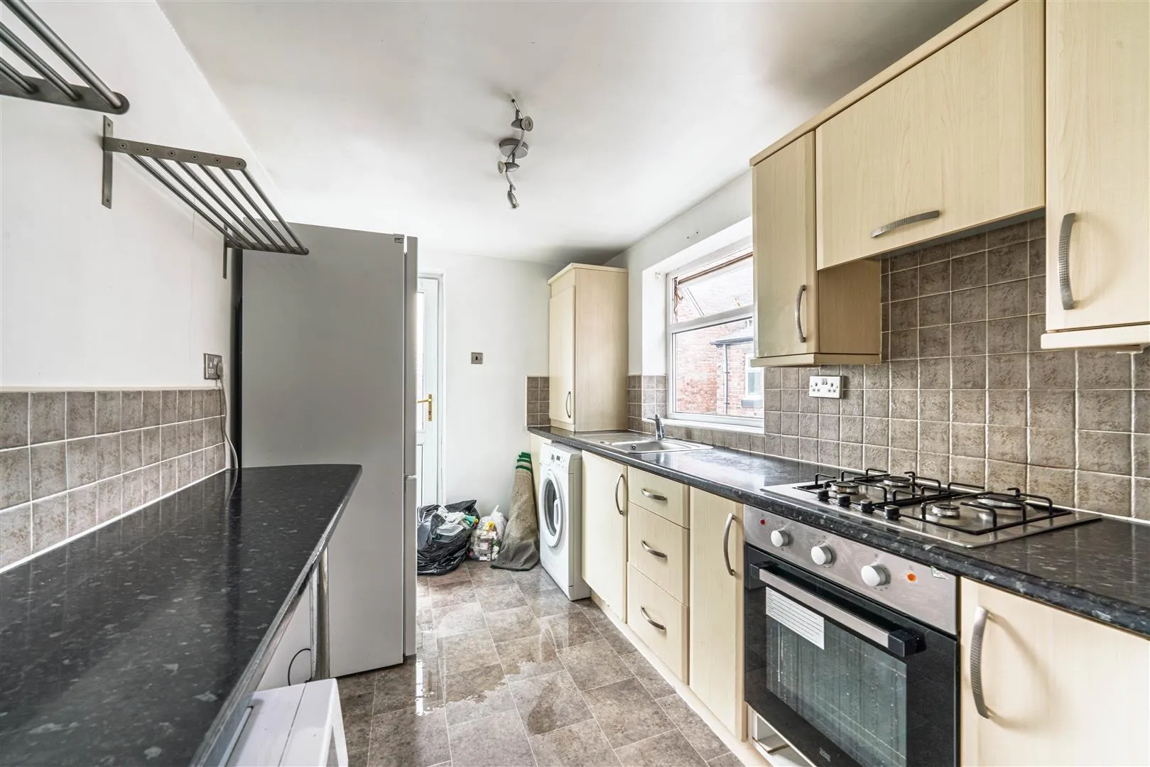 Flat Ancrum Street in Newcastle upon Tyne