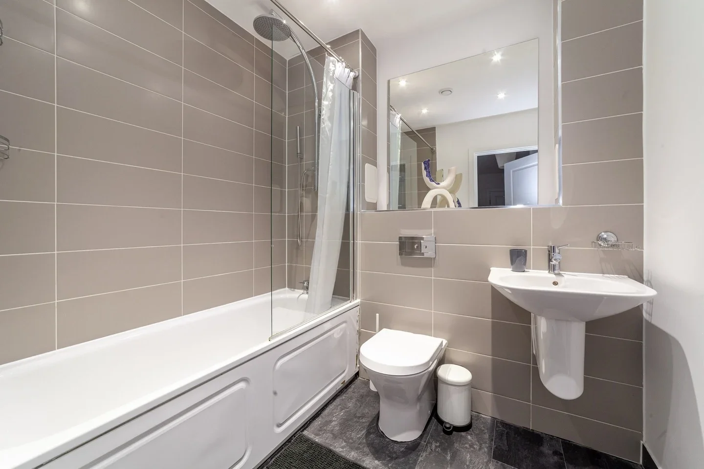 Flat Lindfield Street in Greater London