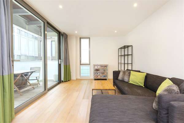 Flat York Way in Greater London