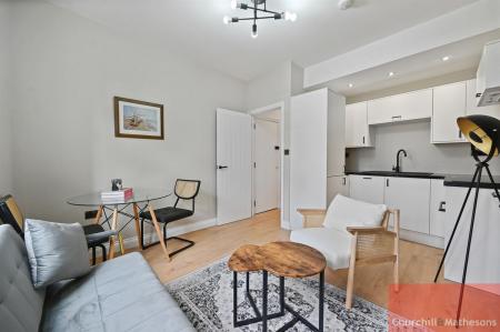 Flat Charlton Road in Greater London