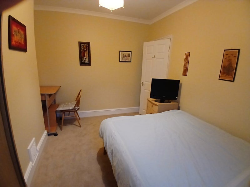 Room Falkland Avenue in Greater London