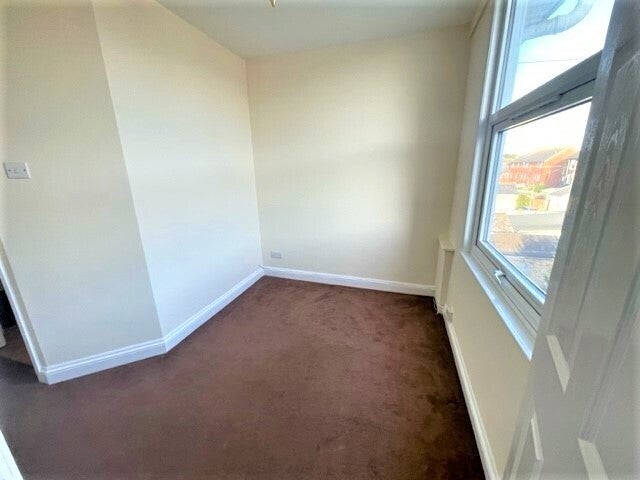 Flat Cowick Street in Exeter