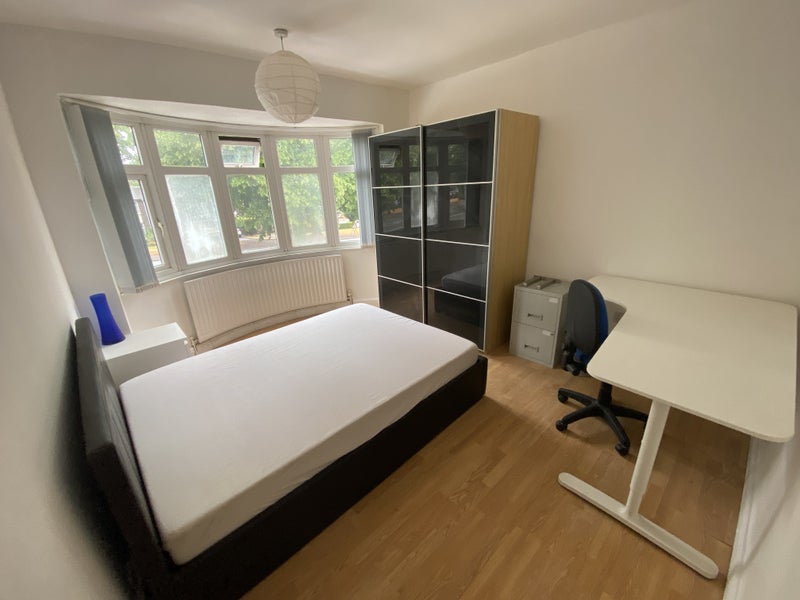 Room Welford Road in Leicester