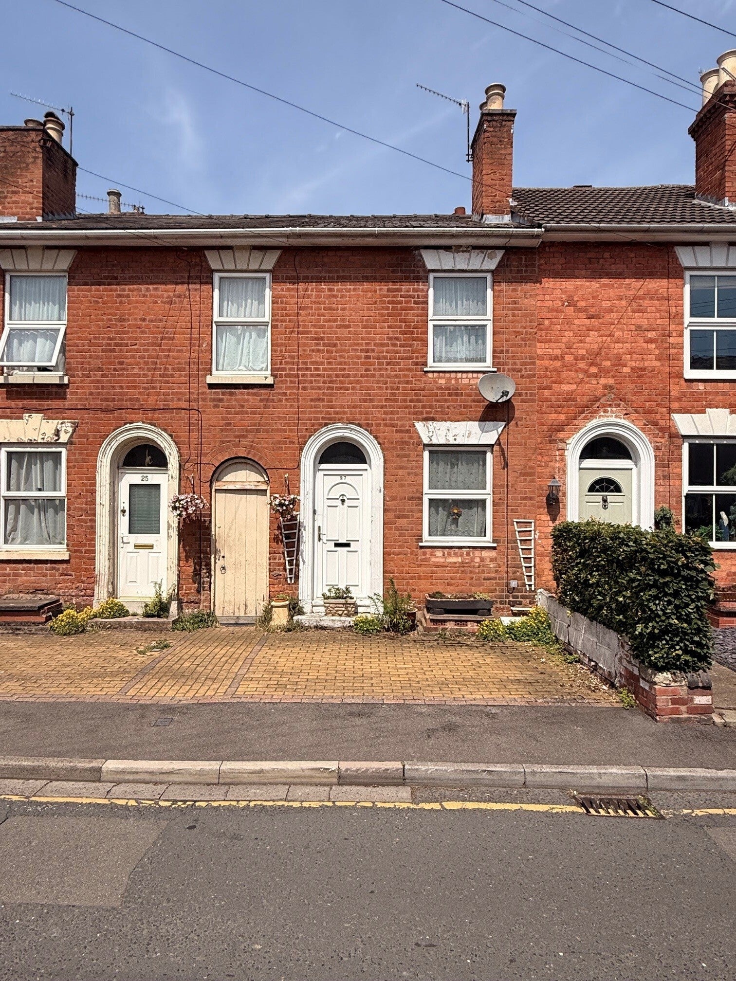 House Lower Chestnut Street in Worcester