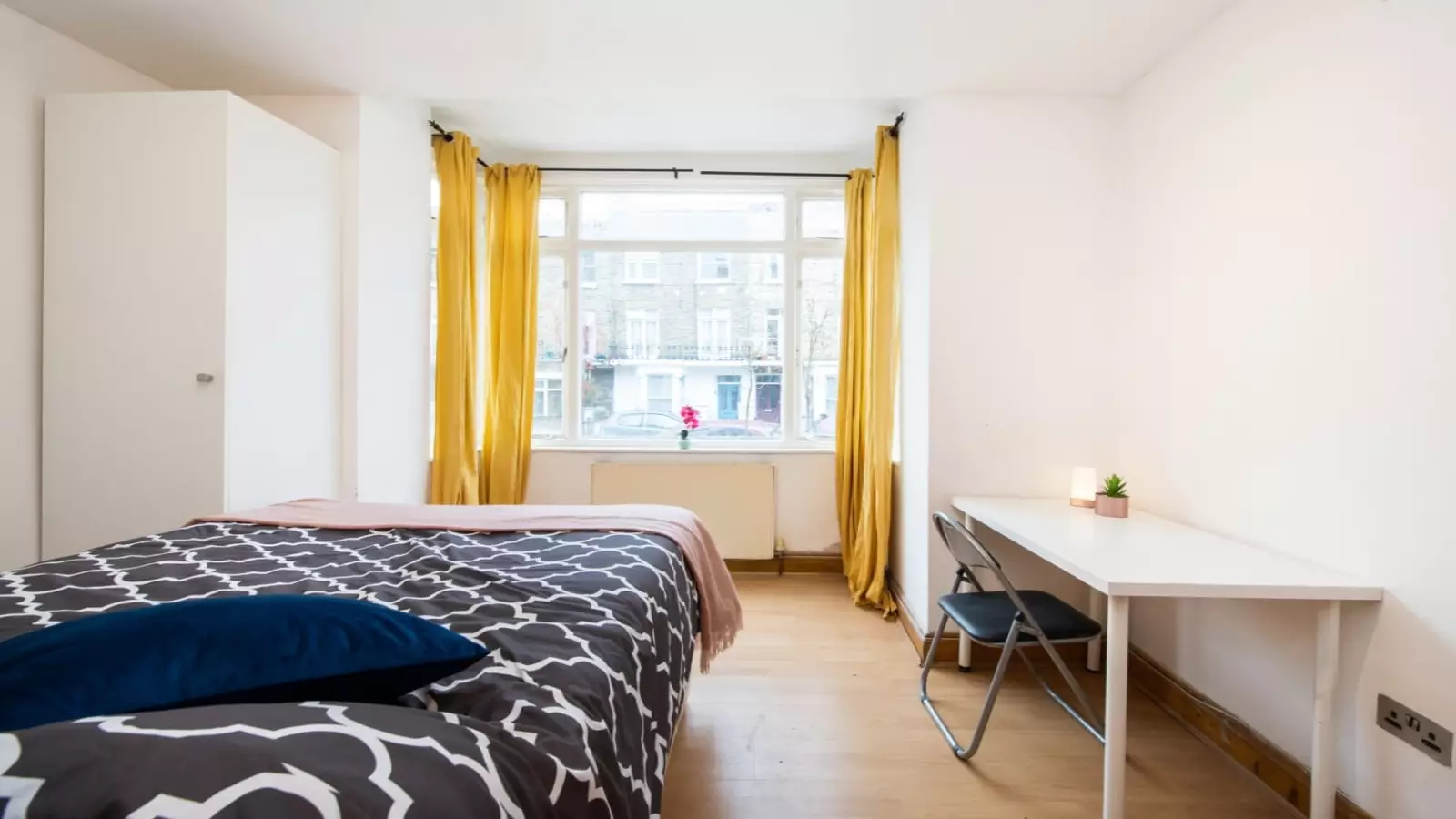 Room Marlborough Road in Greater London