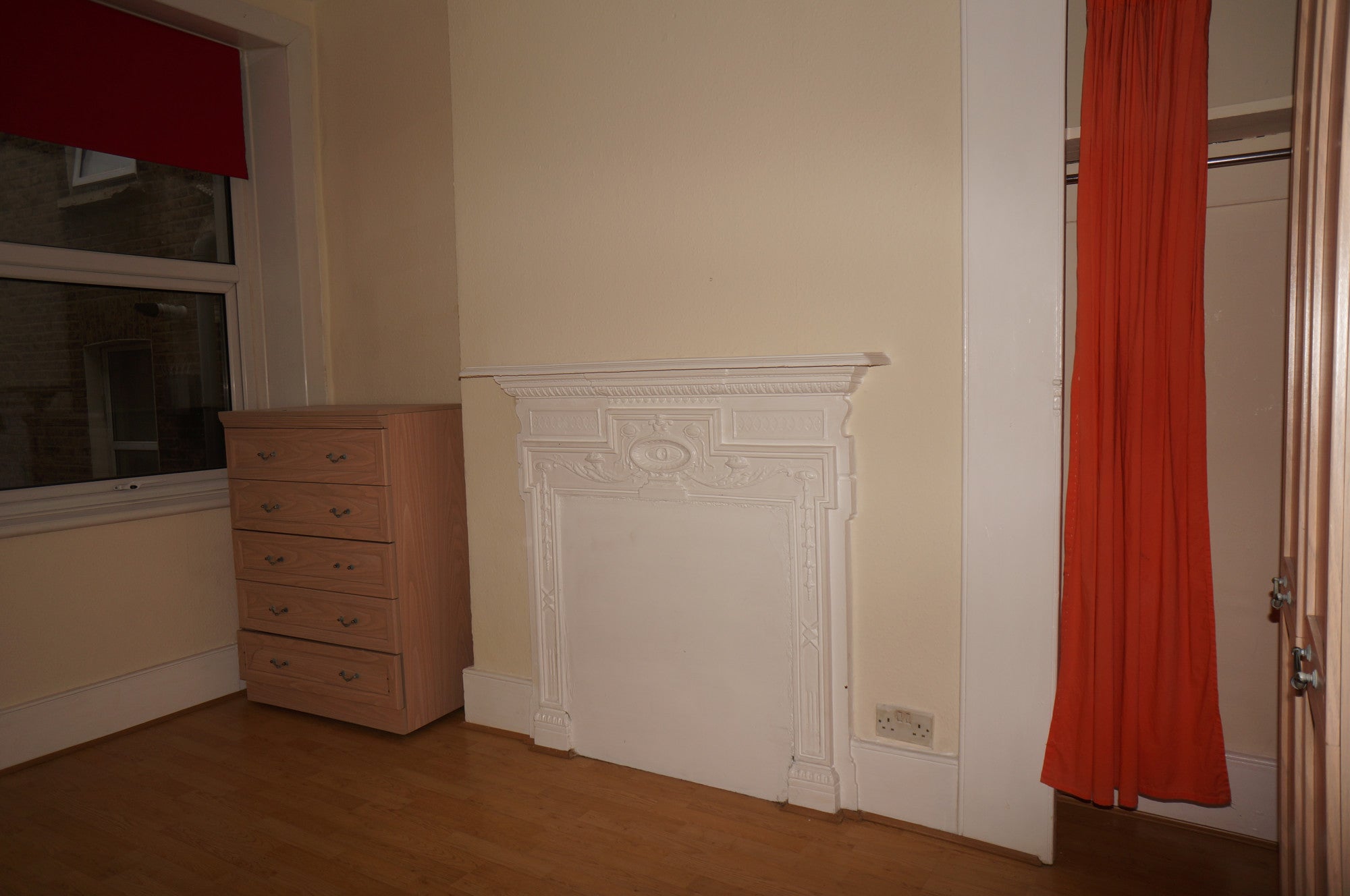Flat Salusbury Road in Greater London