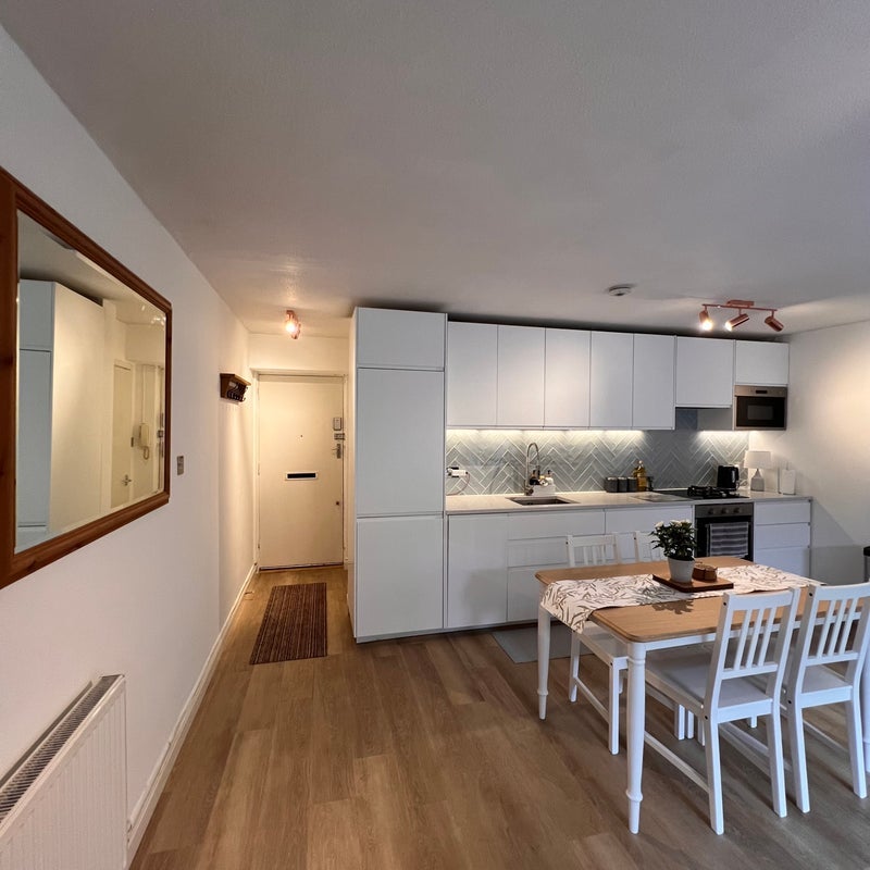 Flat Sturmer Way in Greater London