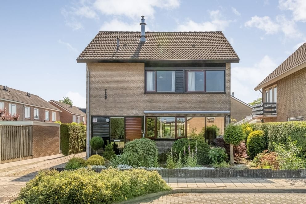Huis Veldkampsweg 16 in Denekamp