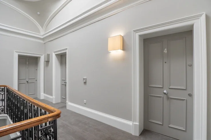 Flat Melville Crescent in City of Edinburgh