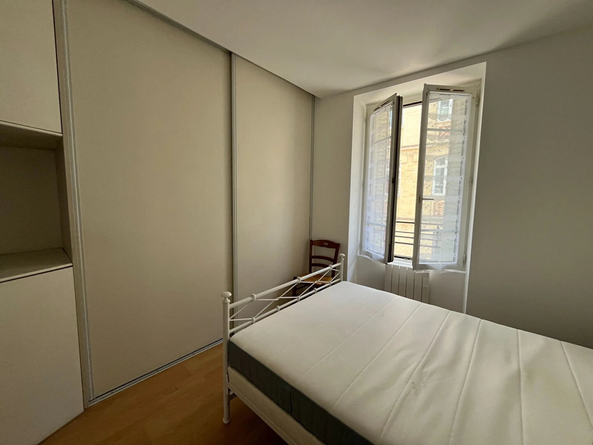 Flat Rue Olivier de Serres in Paris