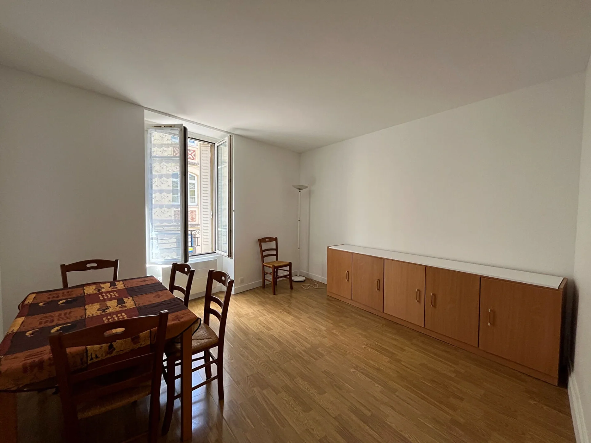 Flat Rue Olivier de Serres in Paris