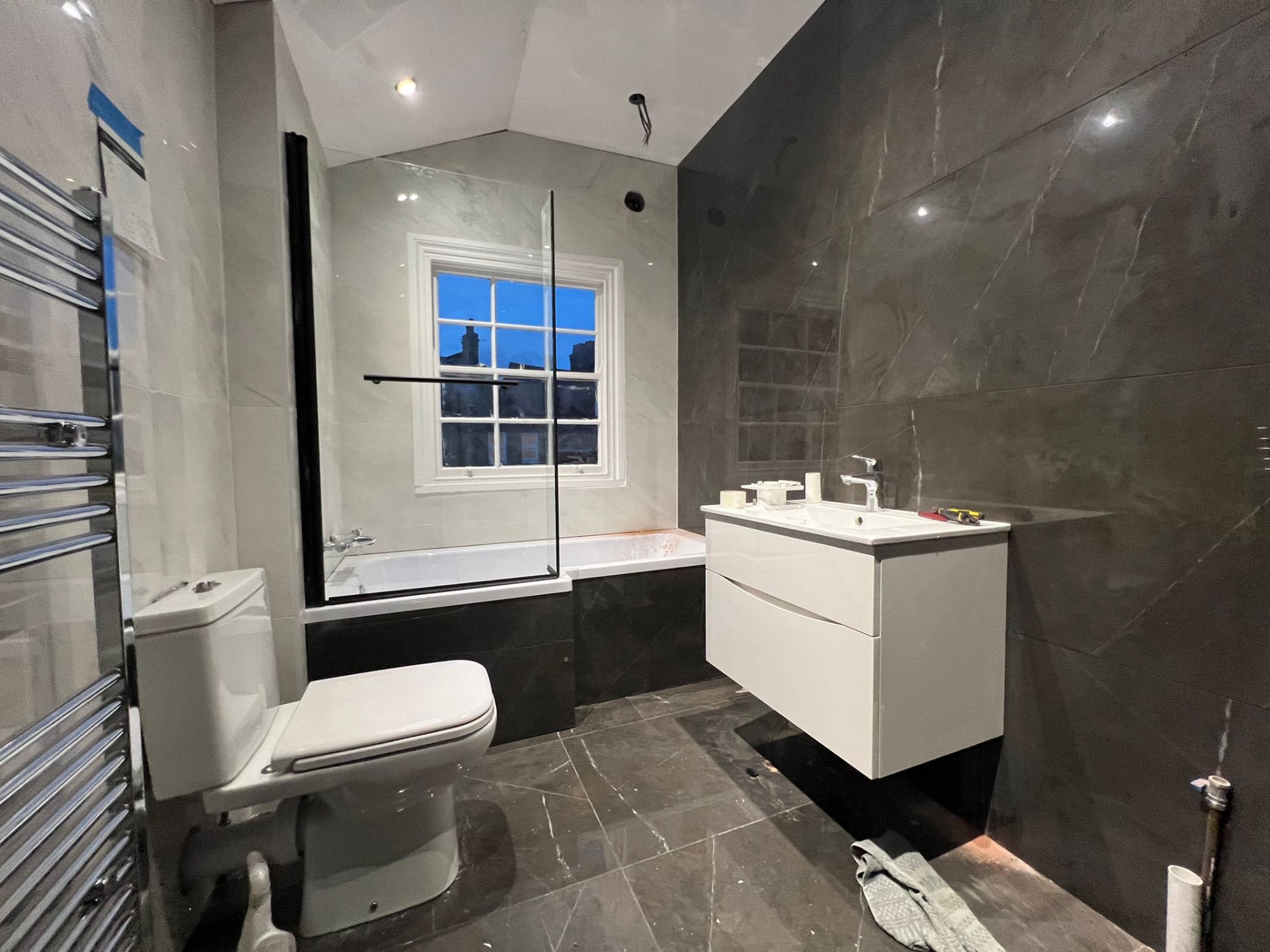 House Honeypot Lane in Greater London