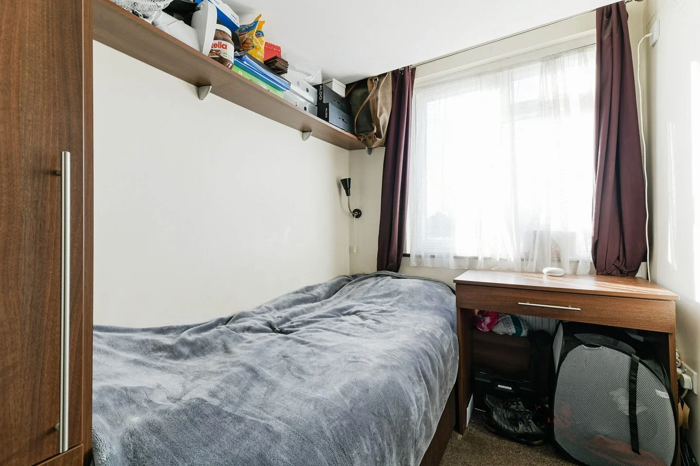 Room Station Road in Greater London