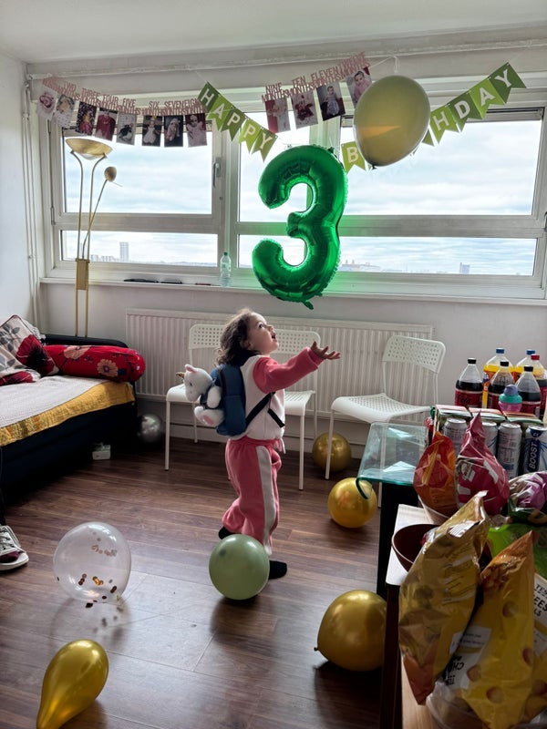 Room Trinity Way in Greater London