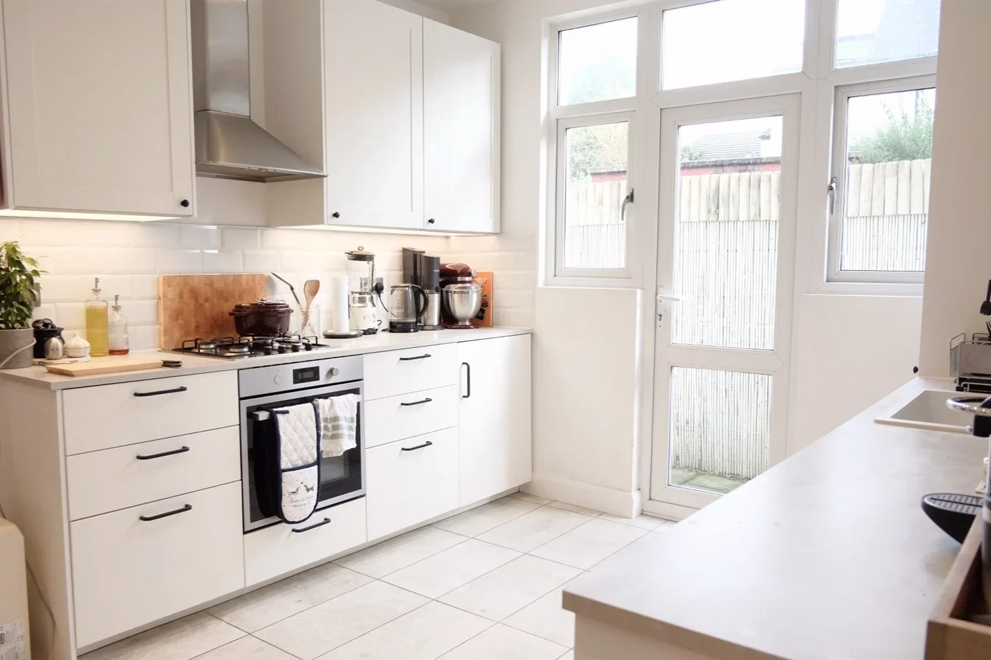 Flat Clarendon Road in Greater London