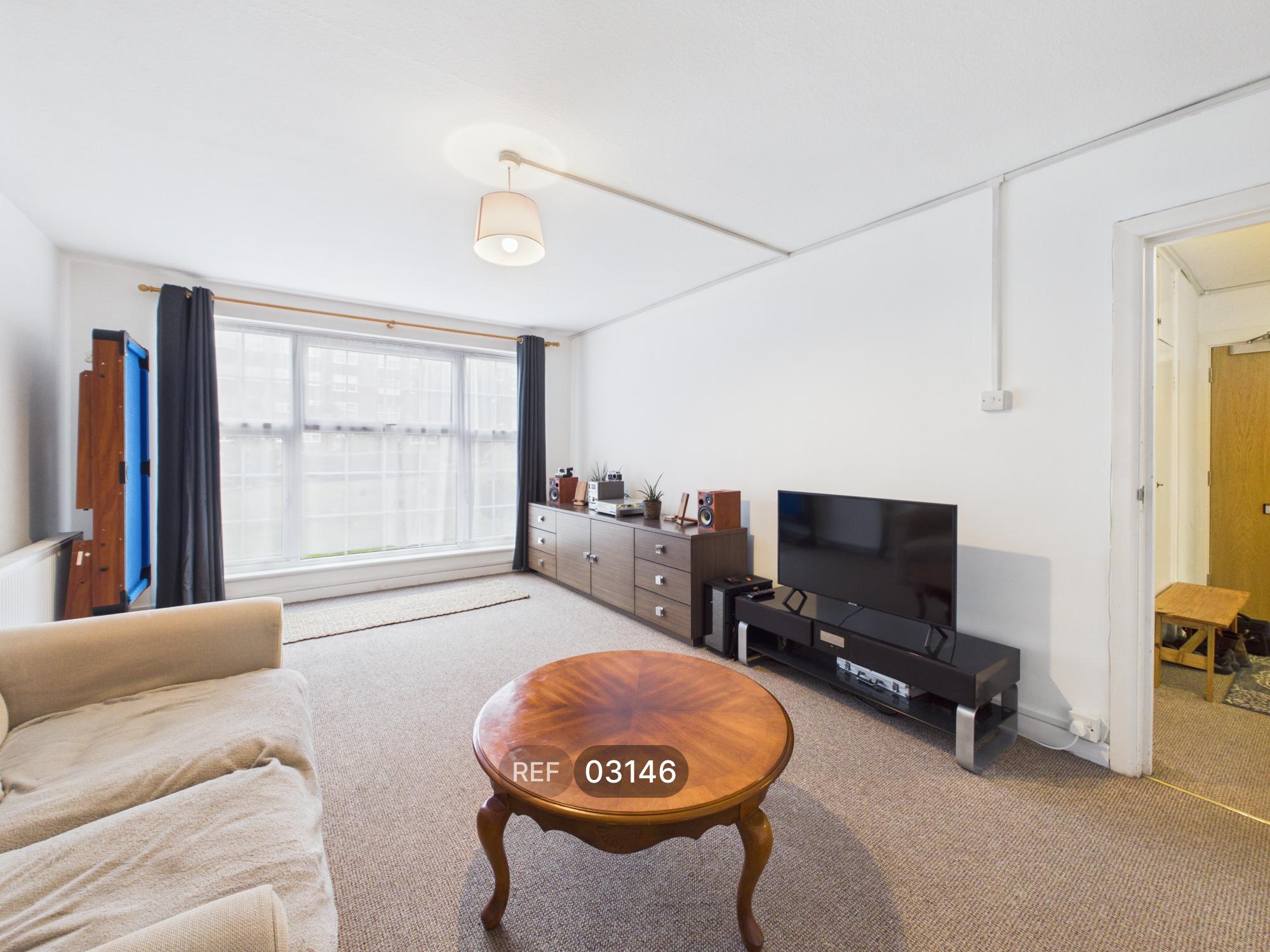 Flat Regency Court in Brighton