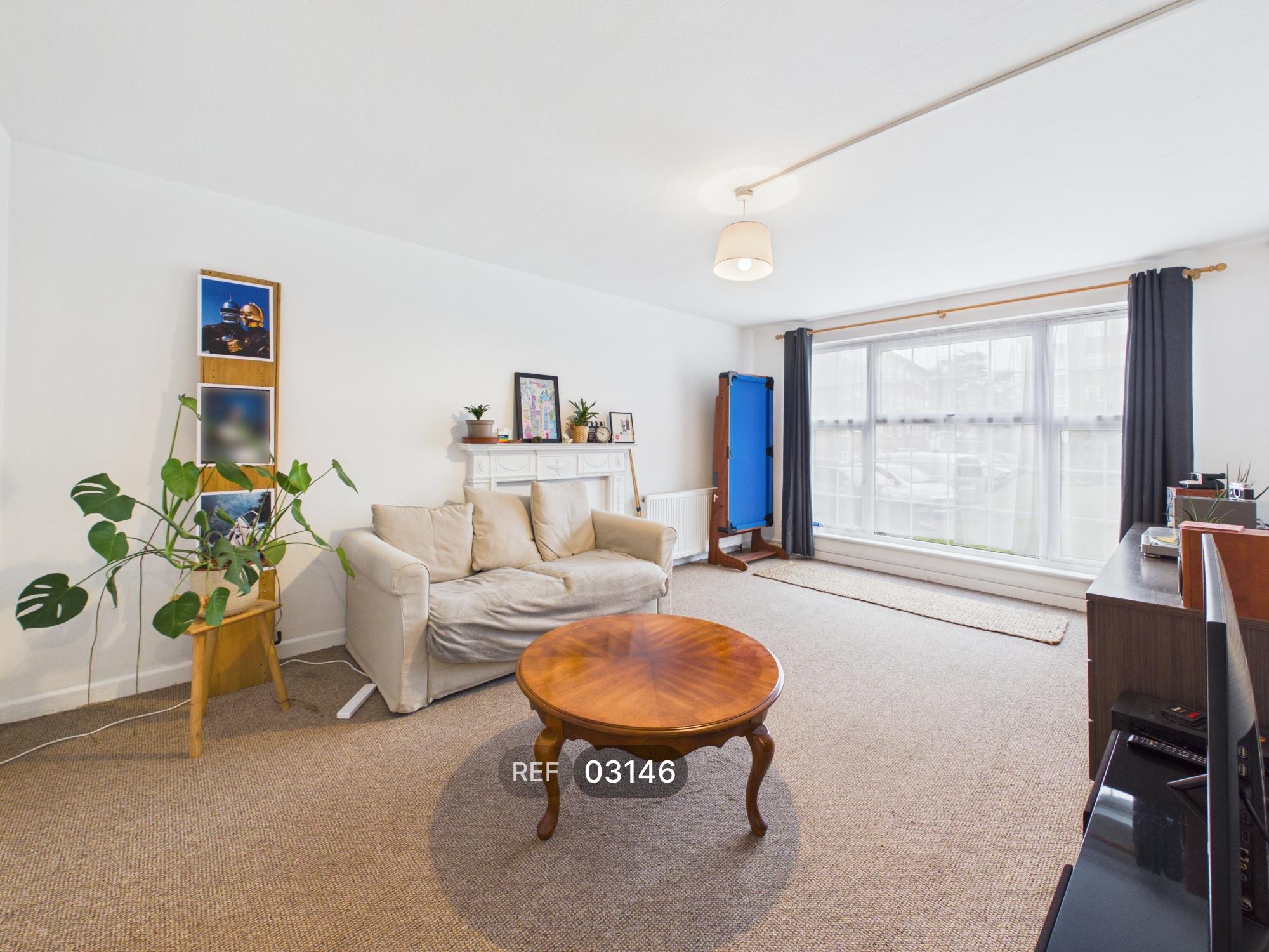 Flat Regency Court in Brighton