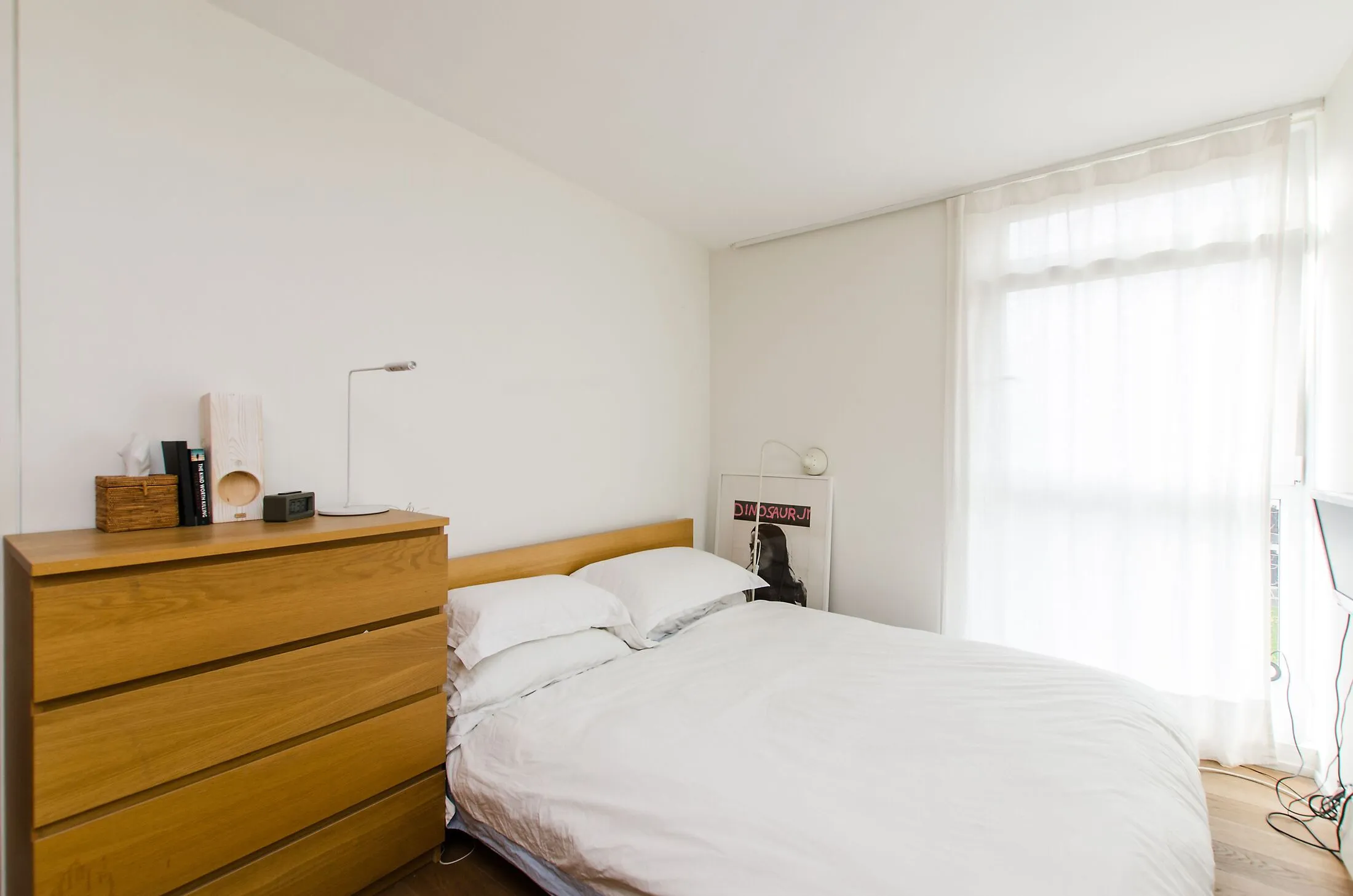 Flat Westbridge Road in Greater London