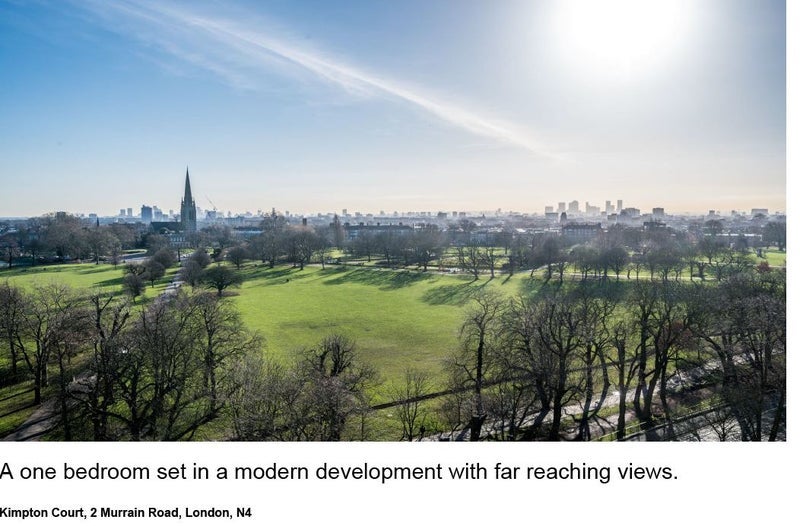Flat Murrain Road in Greater London
