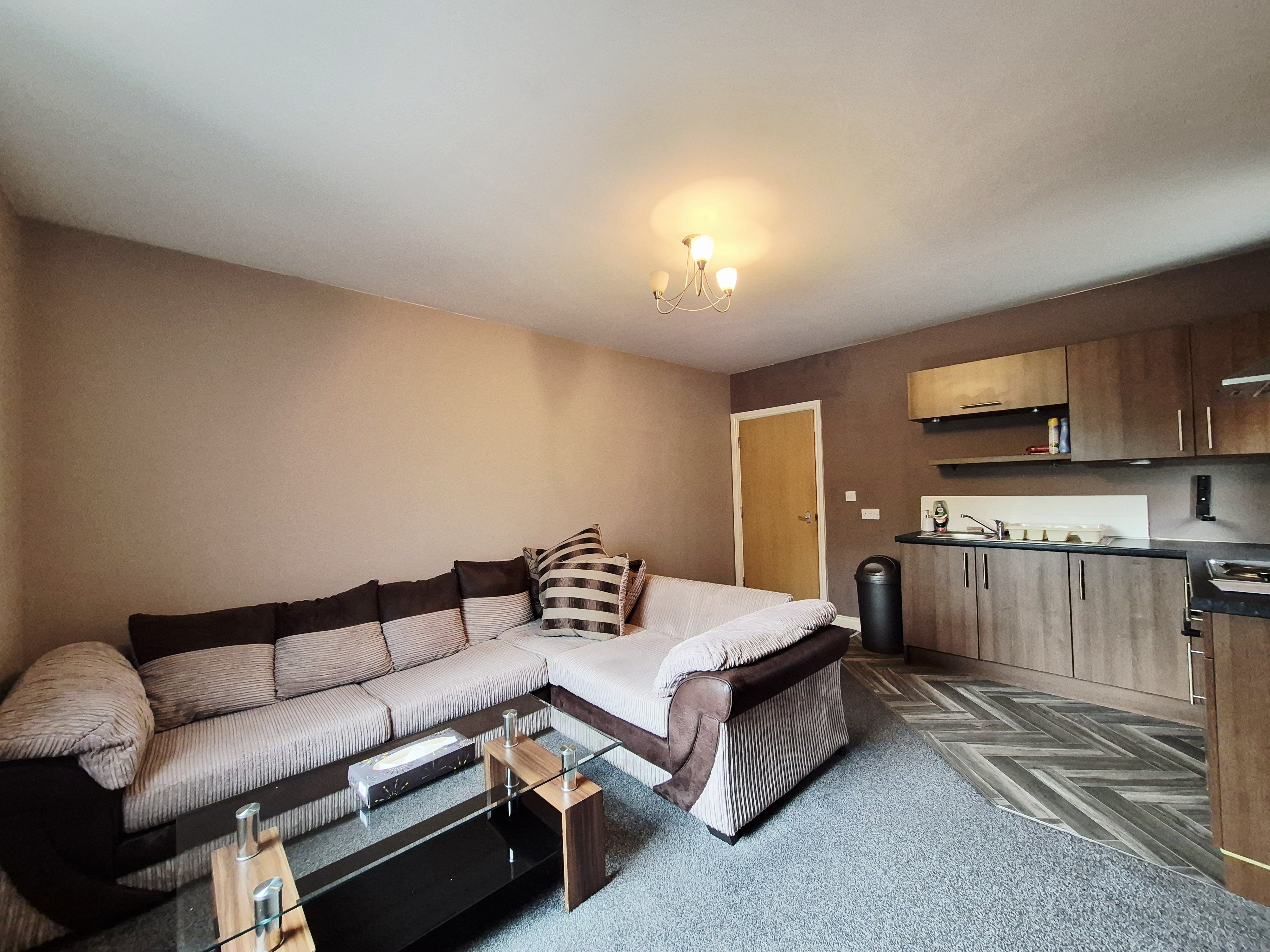 Flat Sumner Street in Blackburn