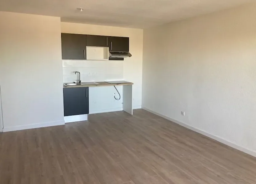 Appartement Avenue Frédéric Mistral à Carpentras