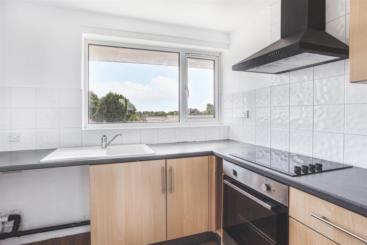 Flat Blagreaves Avenue in Derby