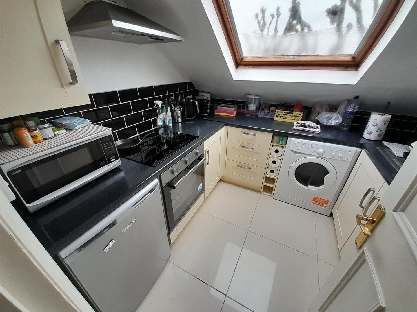 Flat Niton Street in Greater London