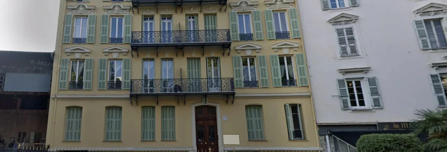 Flat Boulevard Carabacel in Nice