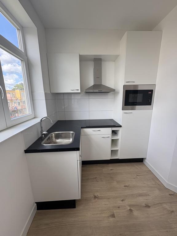 Appartement te huur: Mijnsherenlaan 103C, Rotterdam