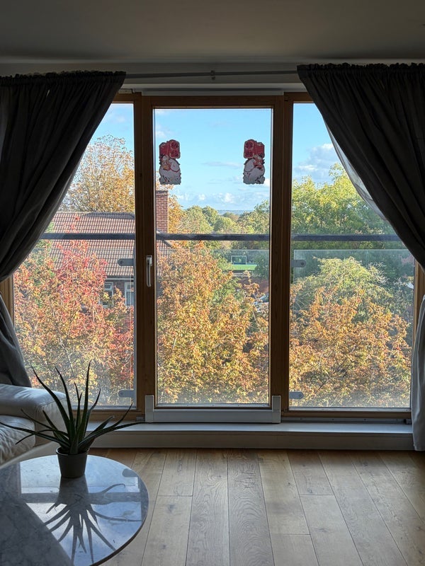Room Worple Road in Greater London