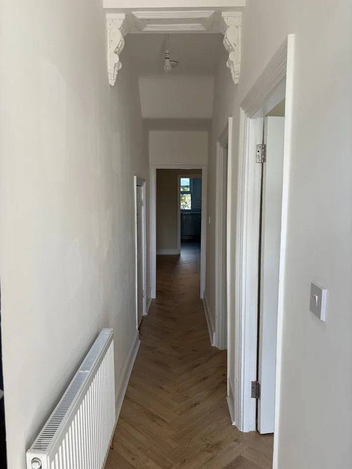 Flat Twickenham Road in Greater London