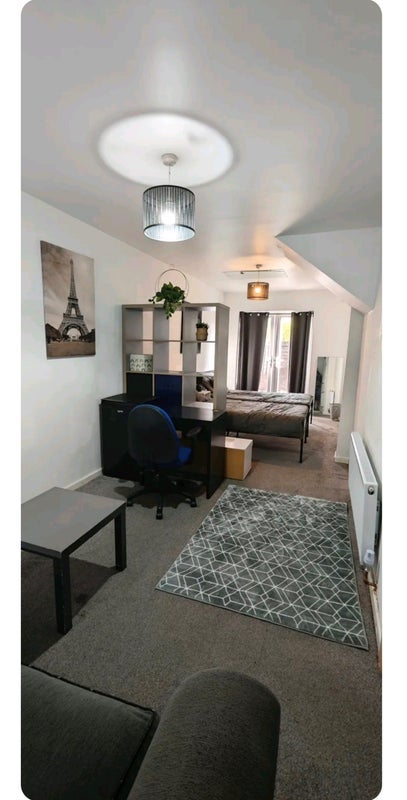 Room Southbrook Avenue in Manchester