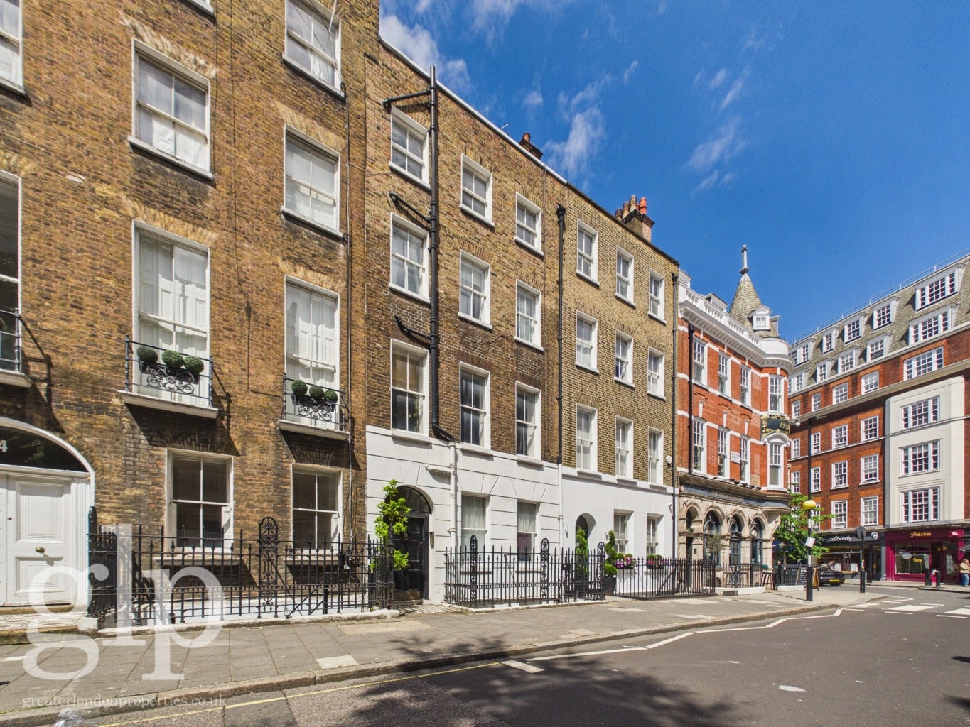 Flat Nottingham Street in City of Westminster