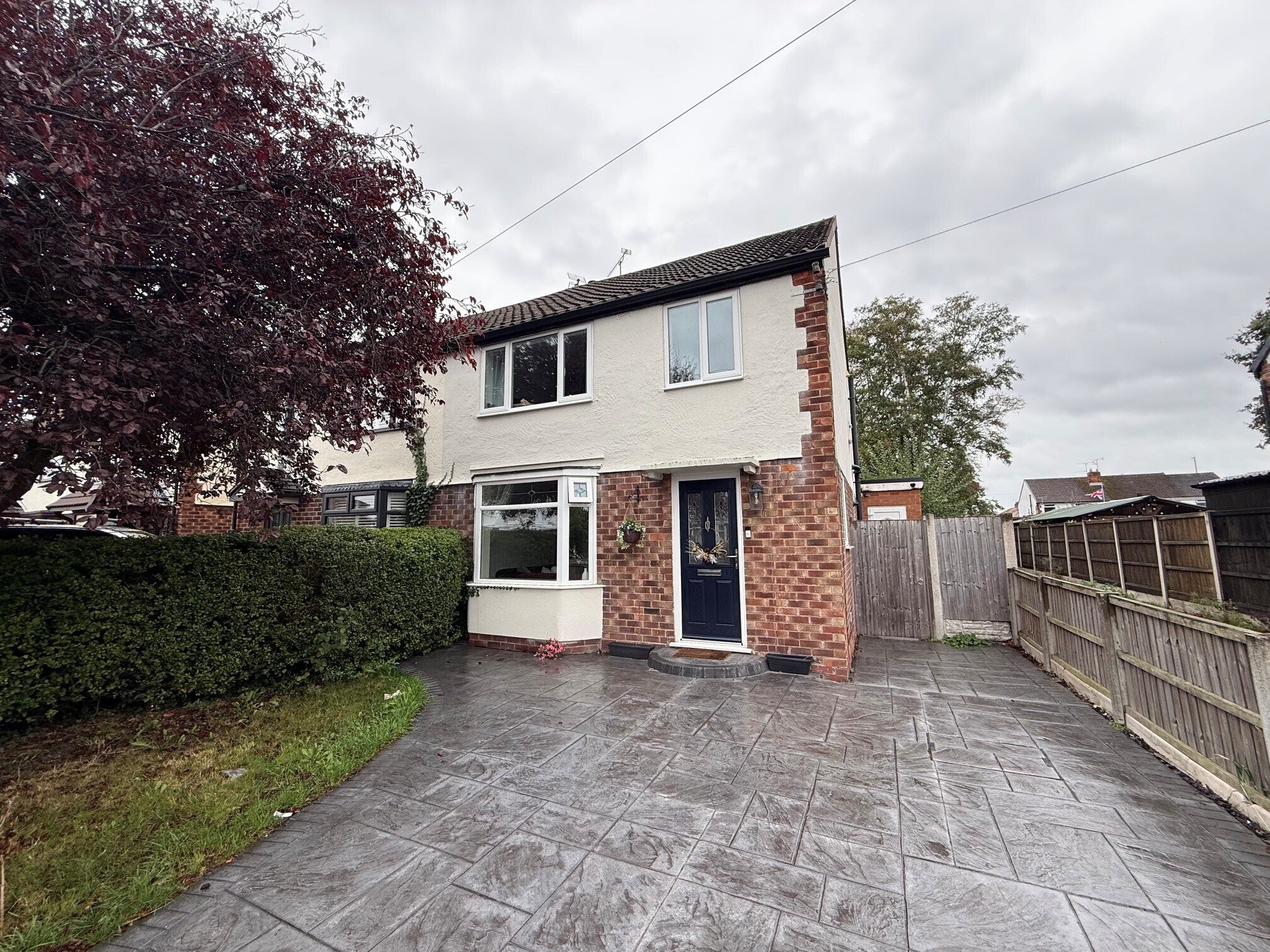Flat Fairview Road in Ellesmere Port