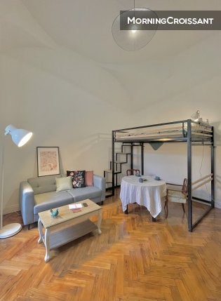 House Rue de l'École Normale in Bordeaux