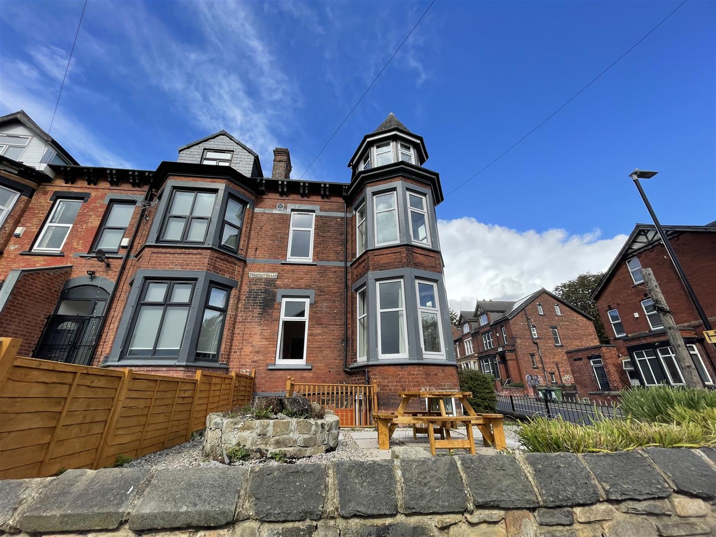 House Chestnut Avenue in Leeds