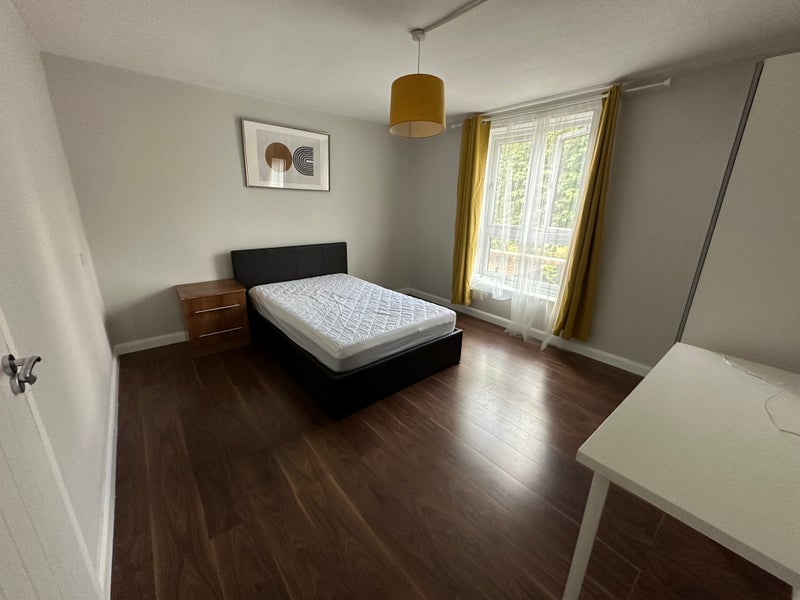 House Exhibition Close in Greater London