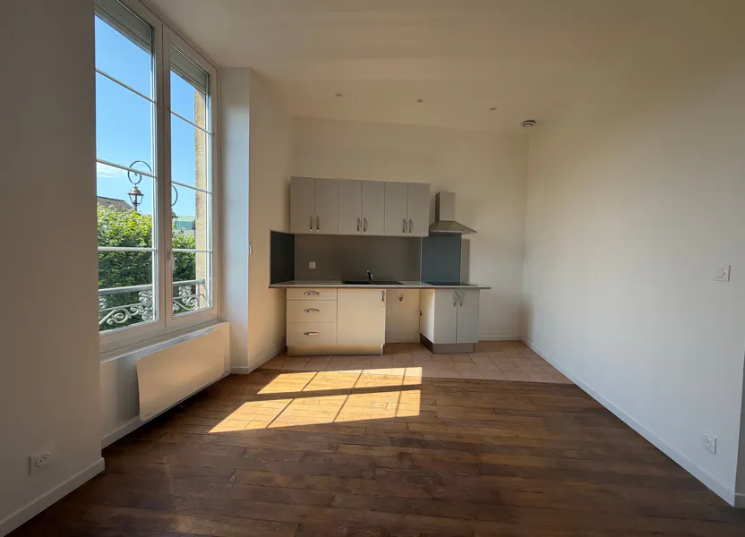 Flat Rue du Docteur Mie in Coulommiers