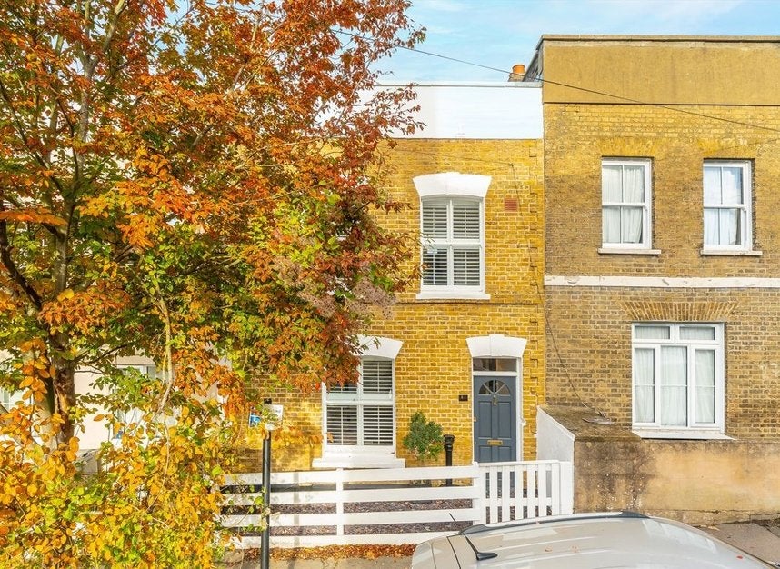 House Birkbeck Hill in Greater London